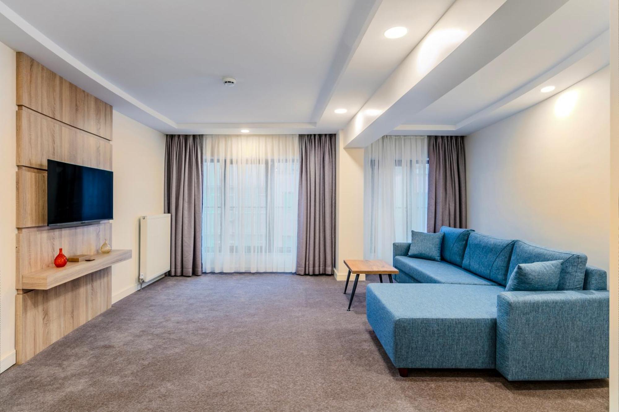 Roys & Otel 4*