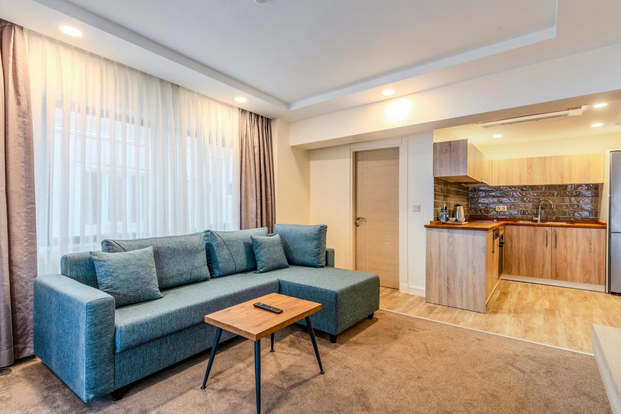 Roys & 4* İstanbul