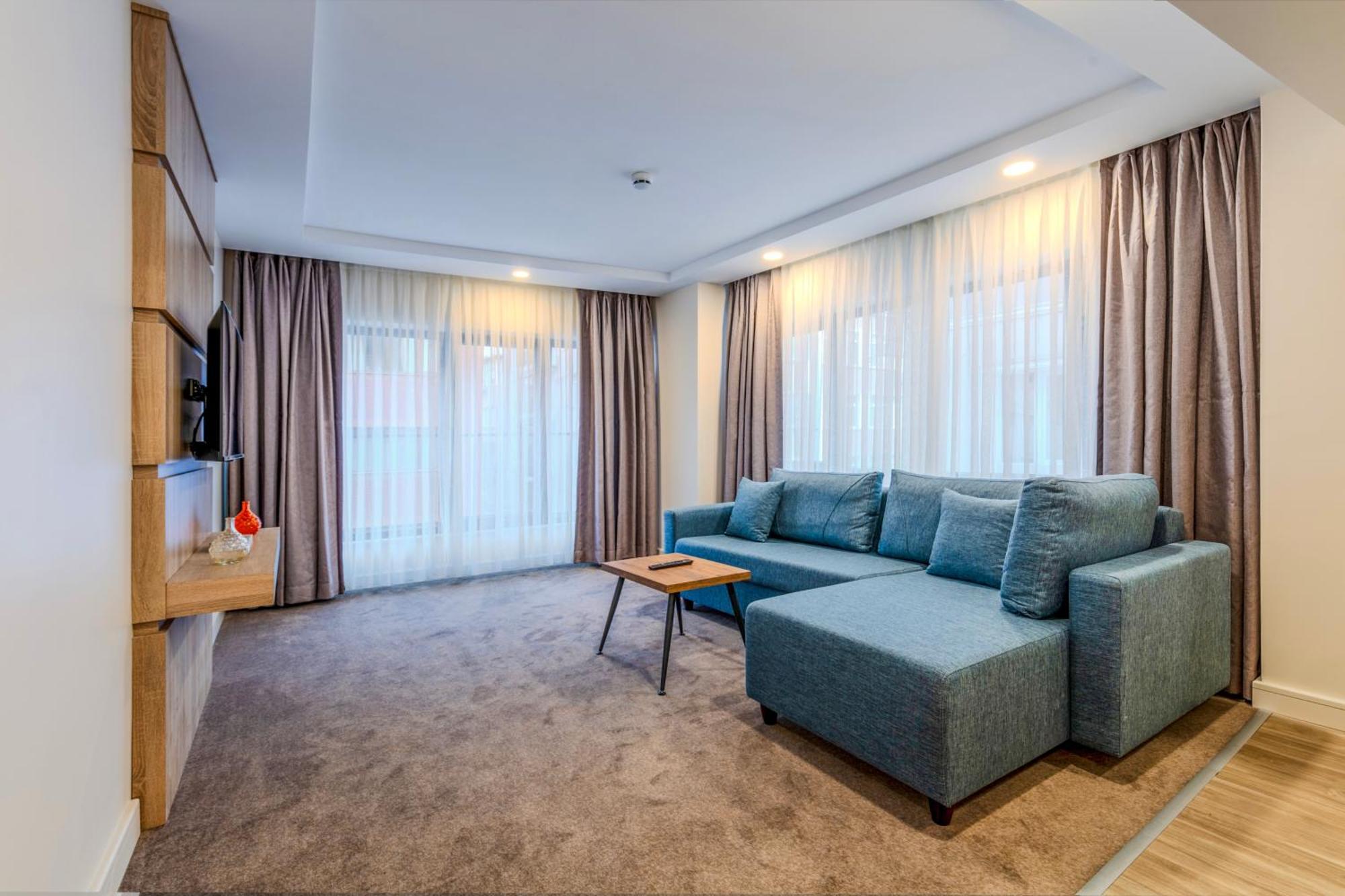 Otel Roys &