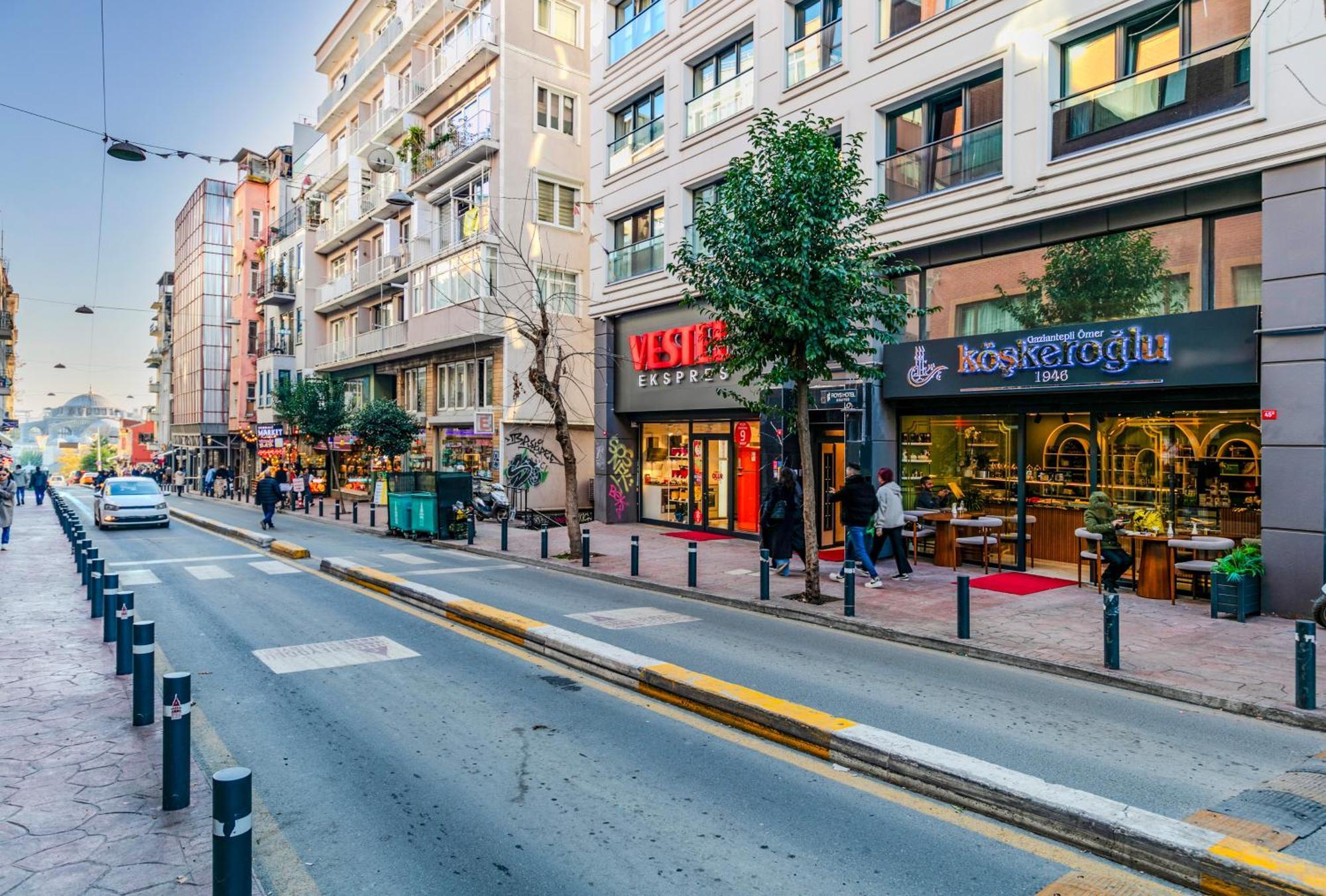 Roys & 4* İstanbul