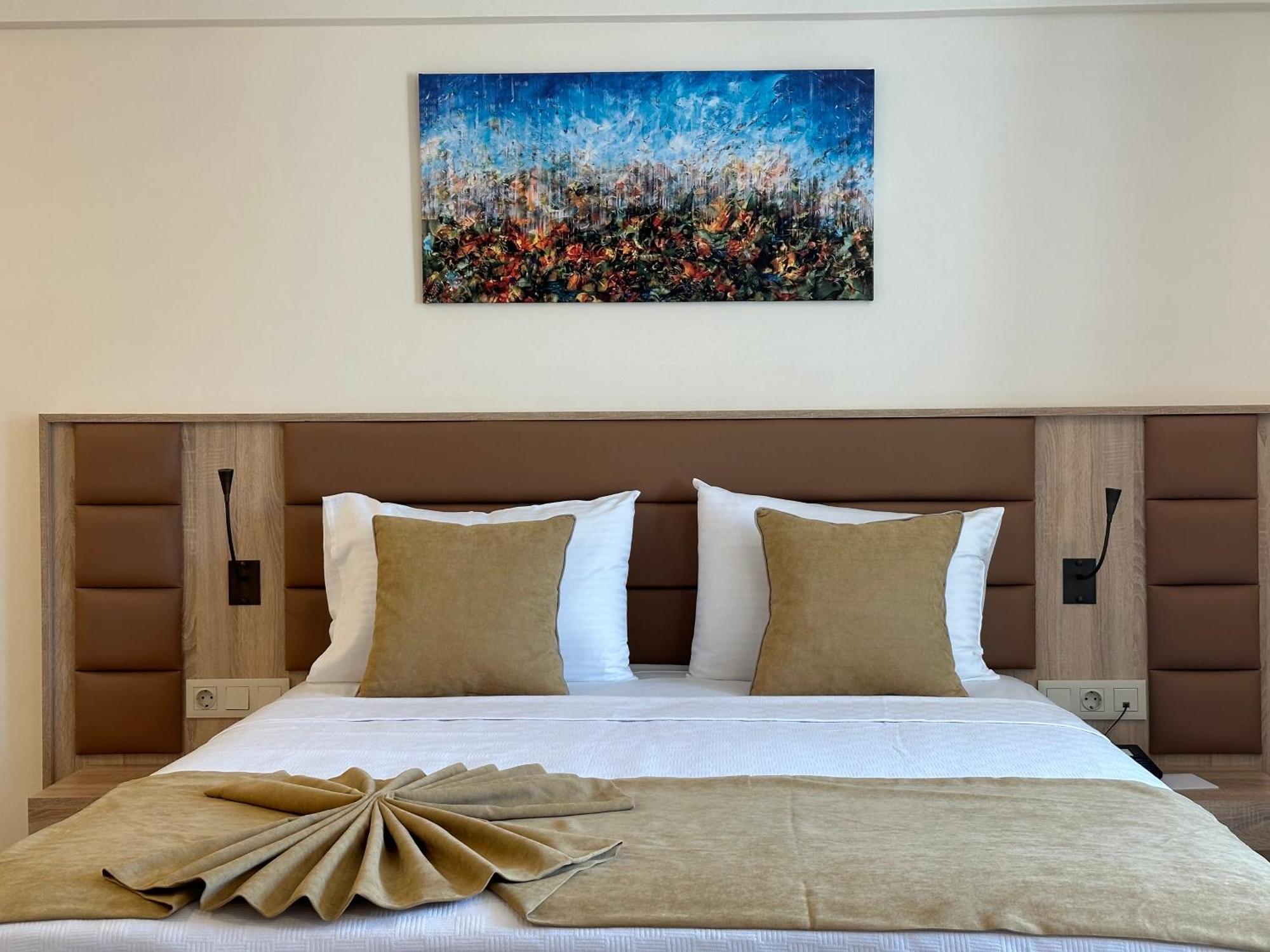 Roys & 4* Istanbul